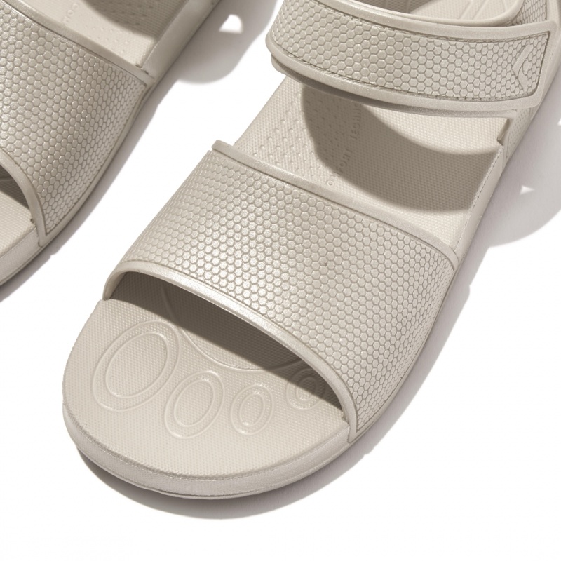 Sandali Con Cinturino Sul Retro Fitflop Iqushion Rubber Bambino Argento | IT-92513EGDA